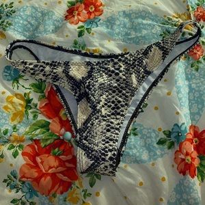 SHEIN bikini bottoms